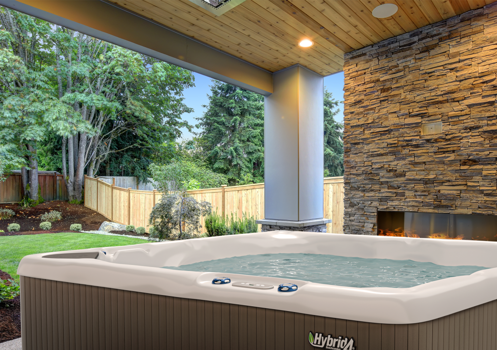 Unlocking the Benefits of Hot Tubs and Cold Plunges