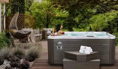 Health Benefits of a Beachcomber Hot Tub 