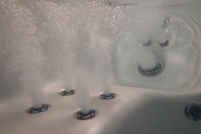 How Hot Tubs Help Chronic Pain