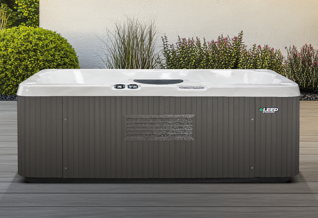 2-seater beachcomber hot tub